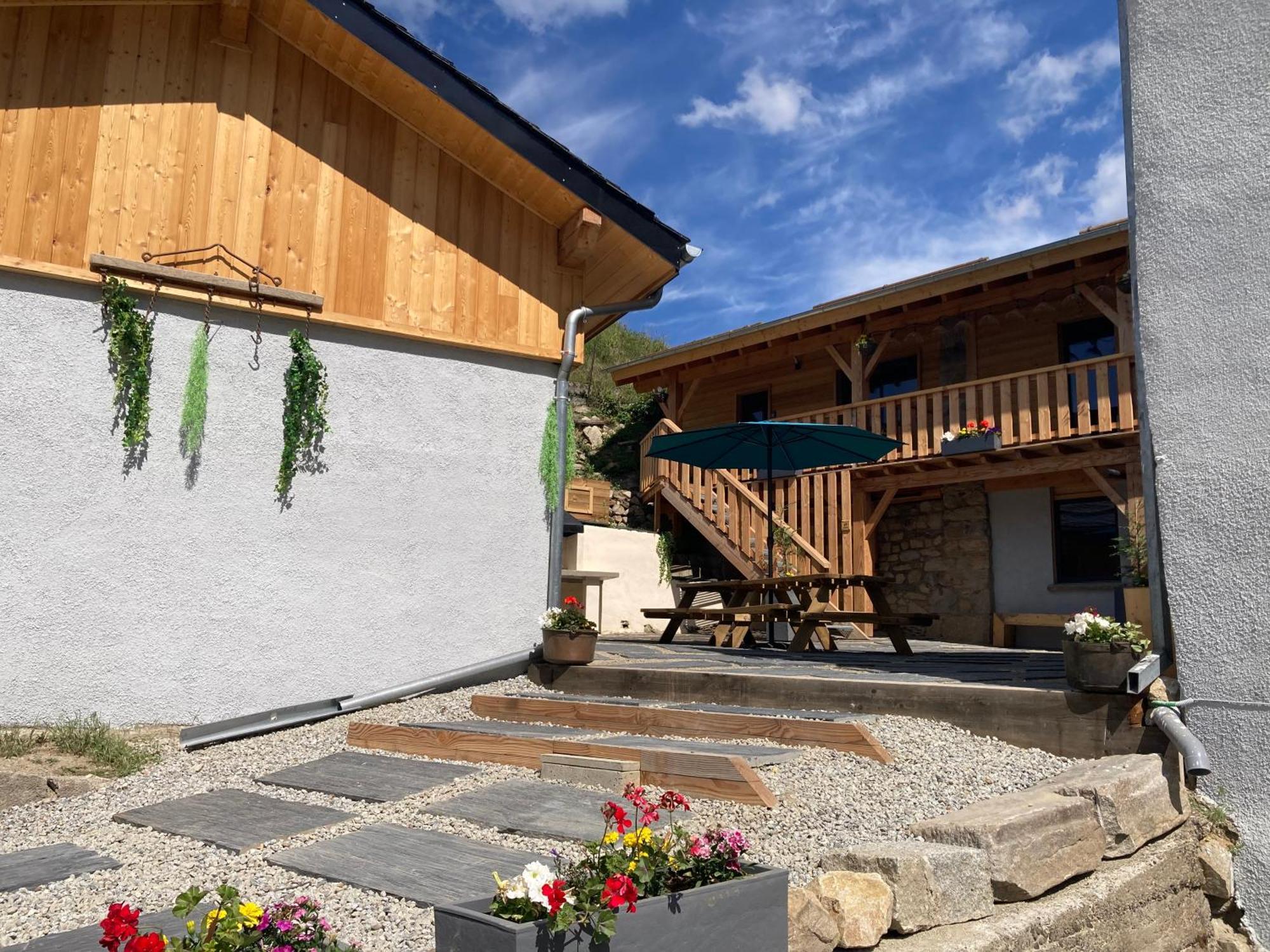 Chalet Melba Le Clos Des Ours Matemale Exterior foto